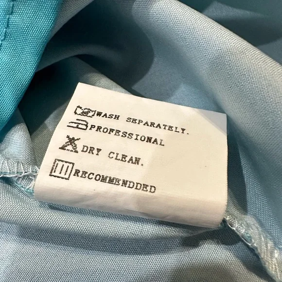 Size Large MISSLOOK blue blouse with red, white, and orange floral design - Picture 4 of 7